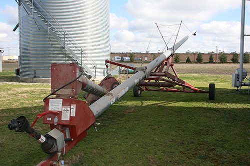 Property photo 21 - FARM EQUIPMENT AUCTION IN ADAMS COUNTY, INDIANA